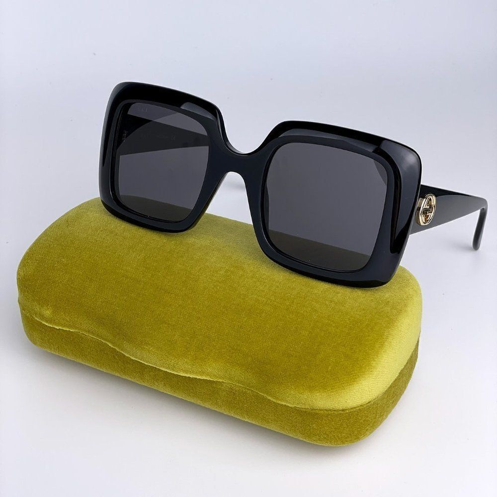 NEW Gucci Logo GG0896S 001 Black Square Oversized Women Sunglasses - Picture 2 of 13